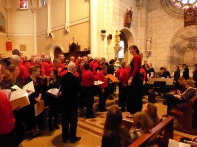 Avril 2014- concert de printemps- choeur Cantelandes accompagné de Frederic Doucet au piano et choeur d'hommes de Momuy- Eglise de Sanguinet