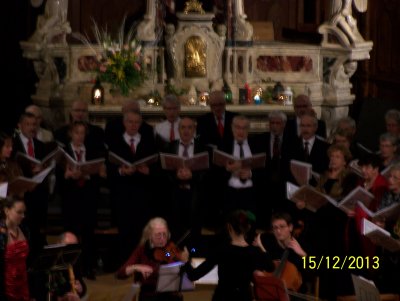 decembre 2013-  Noël baroque - choeur Cantelandes- ensemble baroque Affettuoso- soprano soliste : Caroline Lafont- eglise de Biscarrosse