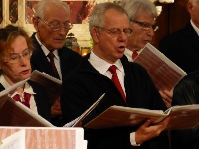 decembre 2013-  Noël baroque - choeur Cantelandes- ensemble baroque Affettuoso- soprano soliste : Caroline Lafont- eglise de Biscarrosse