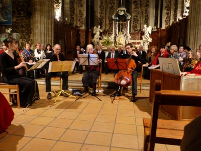 decembre 2013-  Noël baroque - choeur Cantelandes- ensemble baroque Affettuoso- soprano soliste : Caroline Lafont- eglise de Biscarrosse