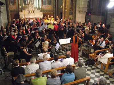 juin-juillet 2013 - concert Missa Criolla et musiques du monde- choeur Cantelandes et choeur des Dunes de Mimizan accompagnés par l'Ensemble à cordes de Pontenx-les-Forges.