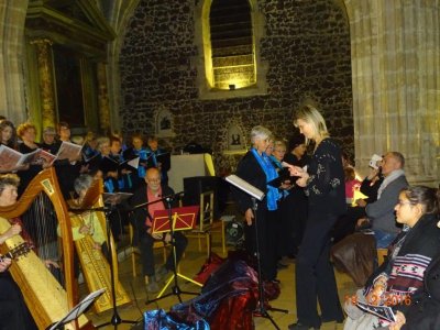 18 décembre 2016- concert de Noël : Cantelandes - Chorale Freedom d'Ares - Ensemble traditionnel Ostinato