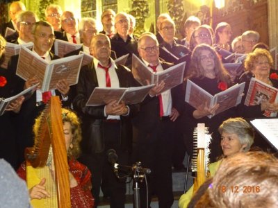 18 décembre 2016- concert de Noël : Cantelandes - Chorale Freedom d'Ares - Ensemble traditionnel Ostinato