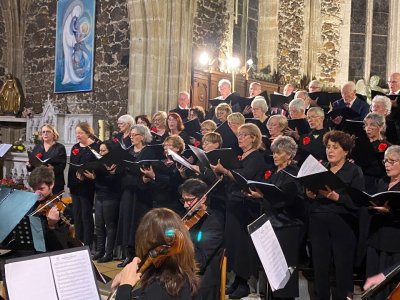 10 décembre 2023 - Eglise de Biscarrosse - Cantelandes, ensemble à cordes, piano, trompettes; timbales